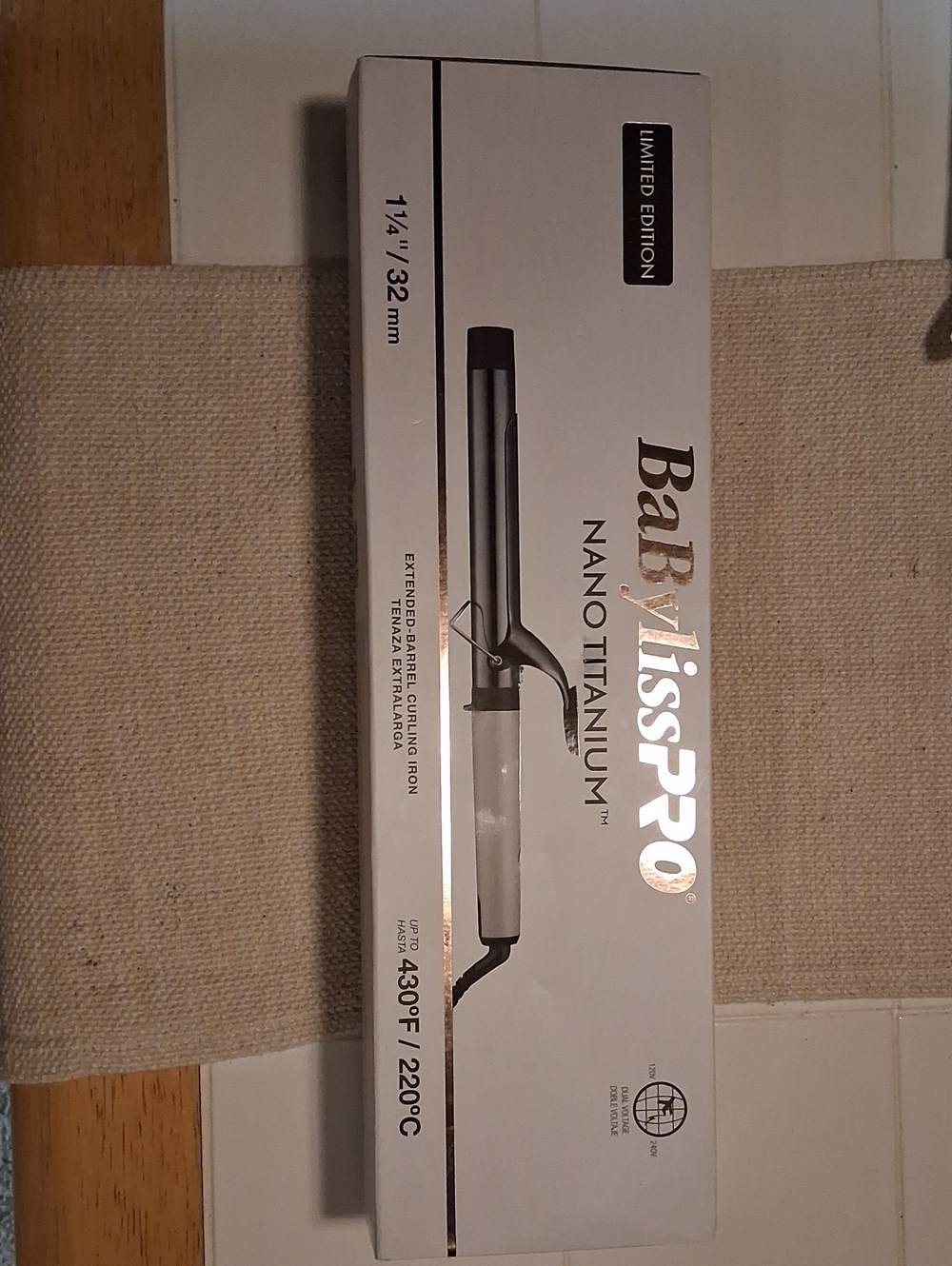 BNIB BaBylissPRO Nano Titanium 1¼" Extended Barrel Curling Iron Blk/Silver